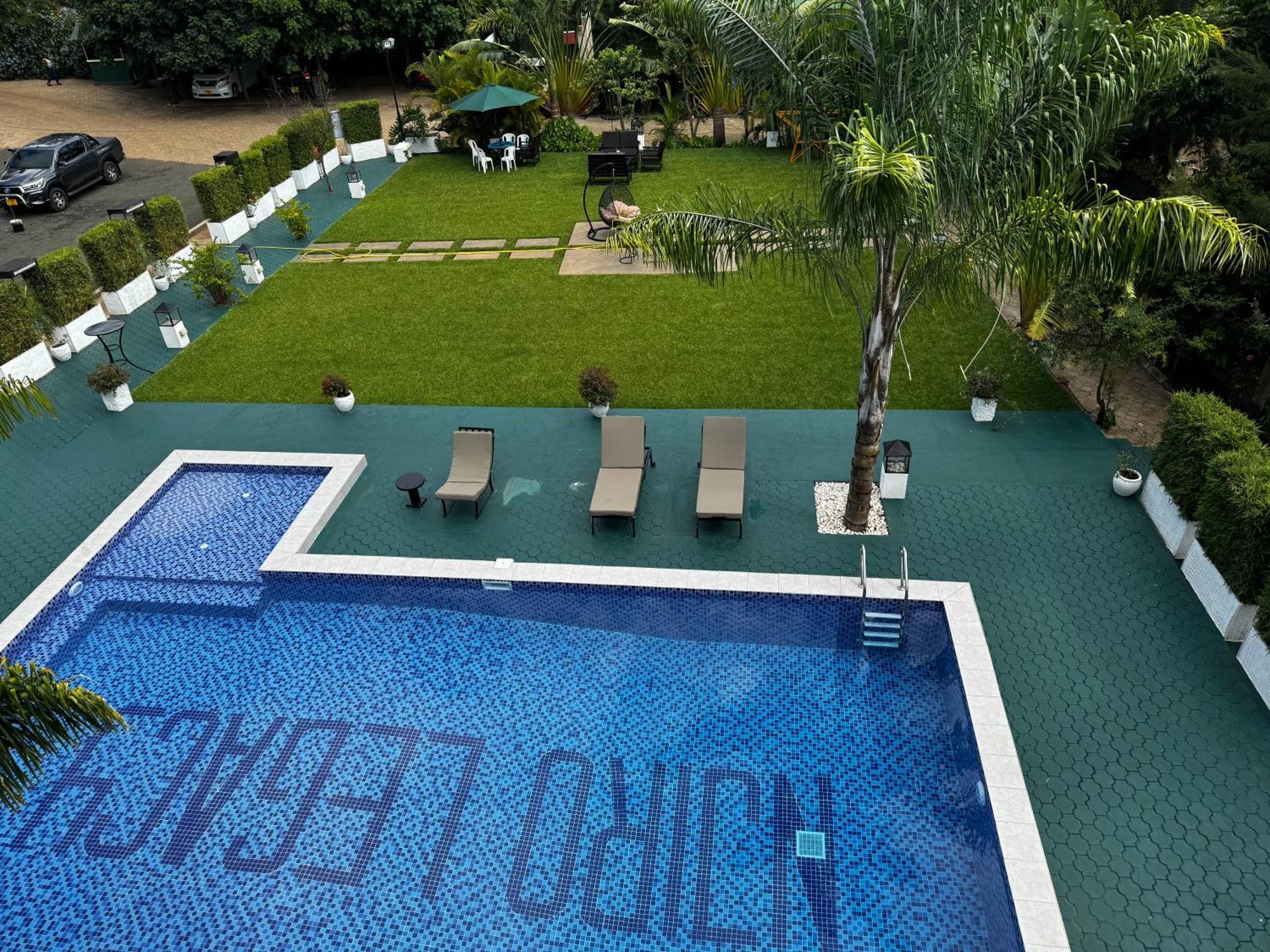 The New Njiro Legacy Hotel อารูชา ภายนอก รูปภาพ